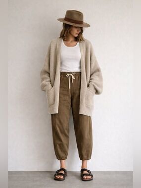 Blank NYC | Barrel Pant | 100% Cotton | Medium